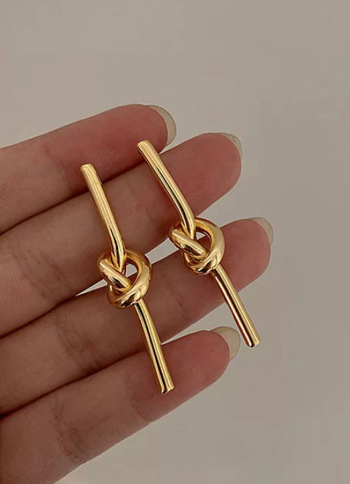 Kiersy Knot Earrings