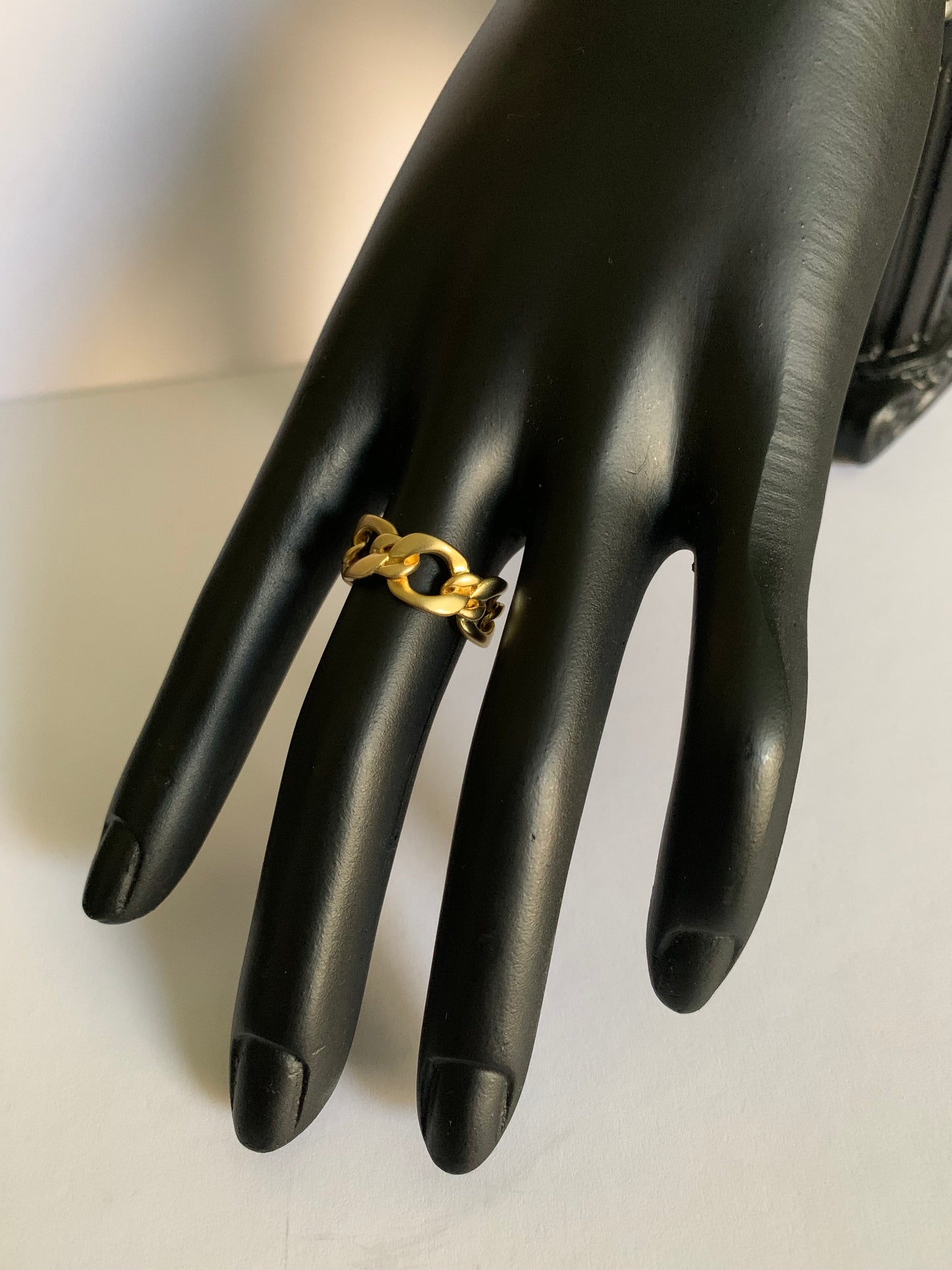 Chain Link Ring