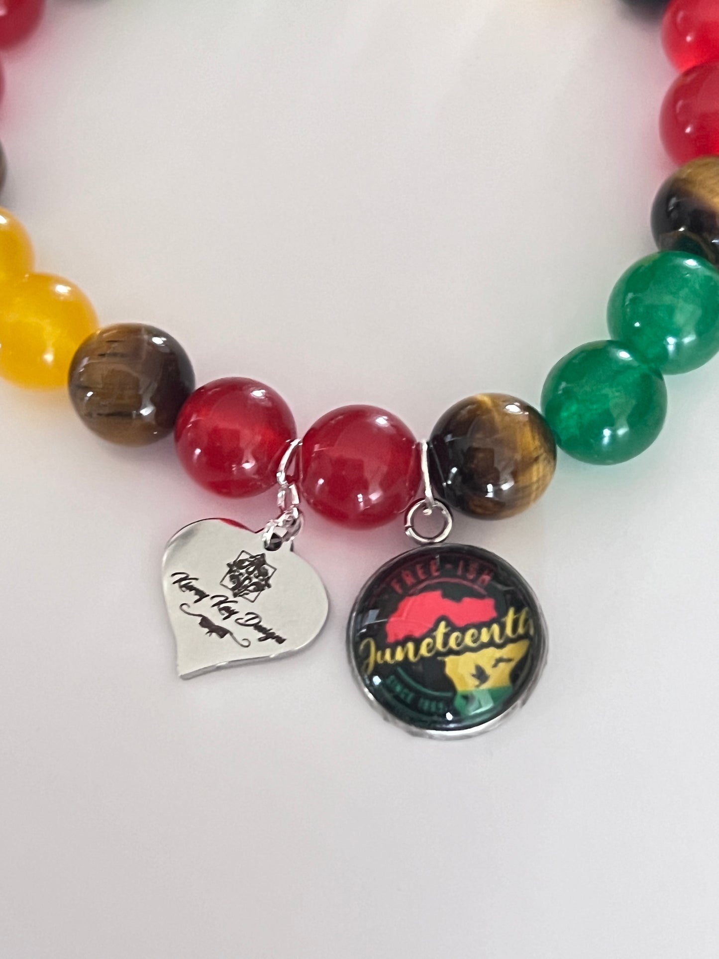 Celebrate Juneteeth Bracelet (tiger eye)