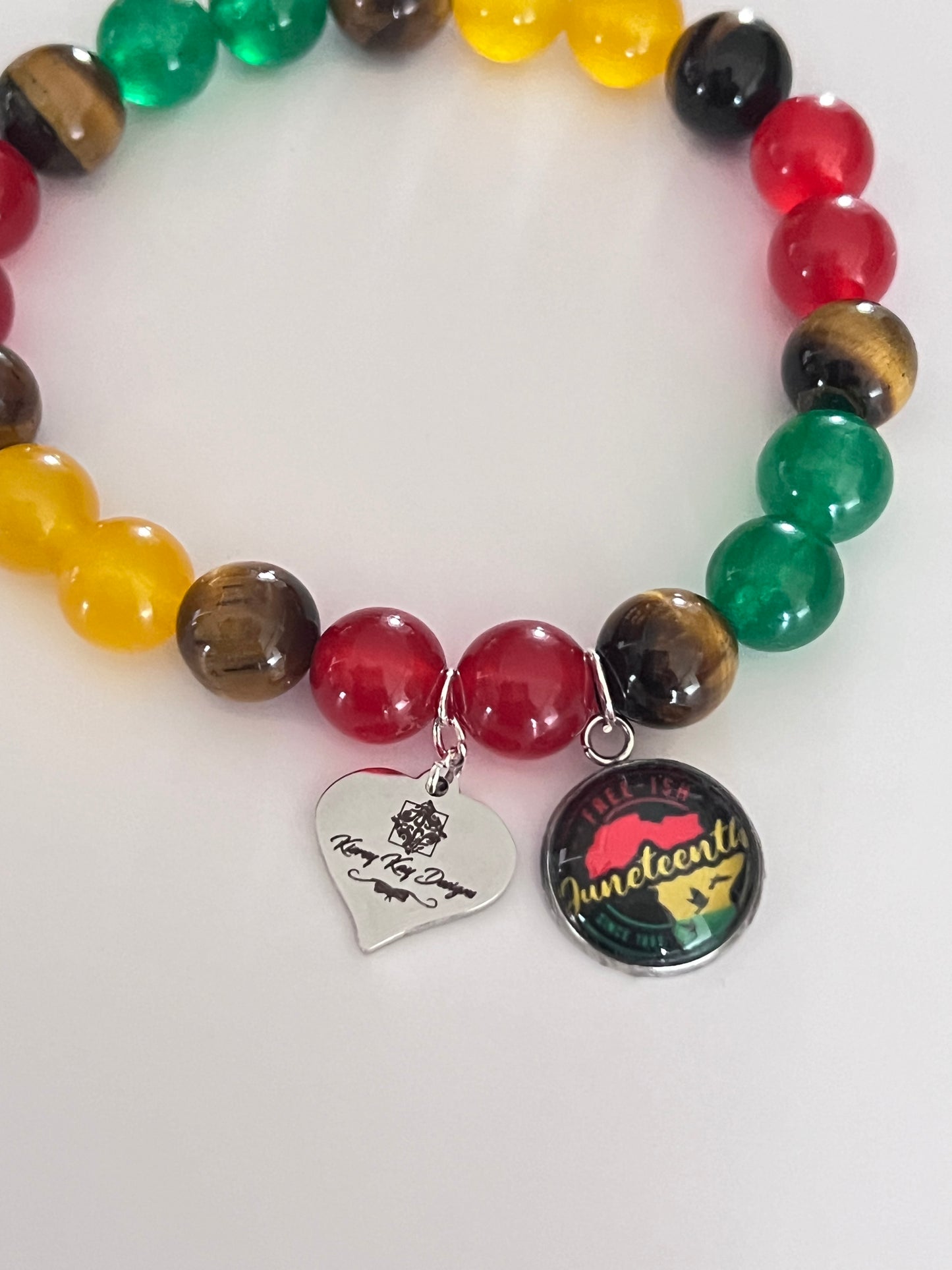Celebrate Juneteeth Bracelet (tiger eye)